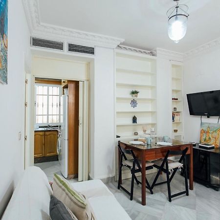 Cozy And Bright- 1Bd 1Bth - La Alfalfa Seville Luaran gambar