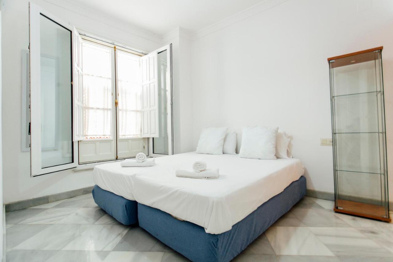 Cozy And Bright- 1Bd 1Bth - La Alfalfa Seville Luaran gambar