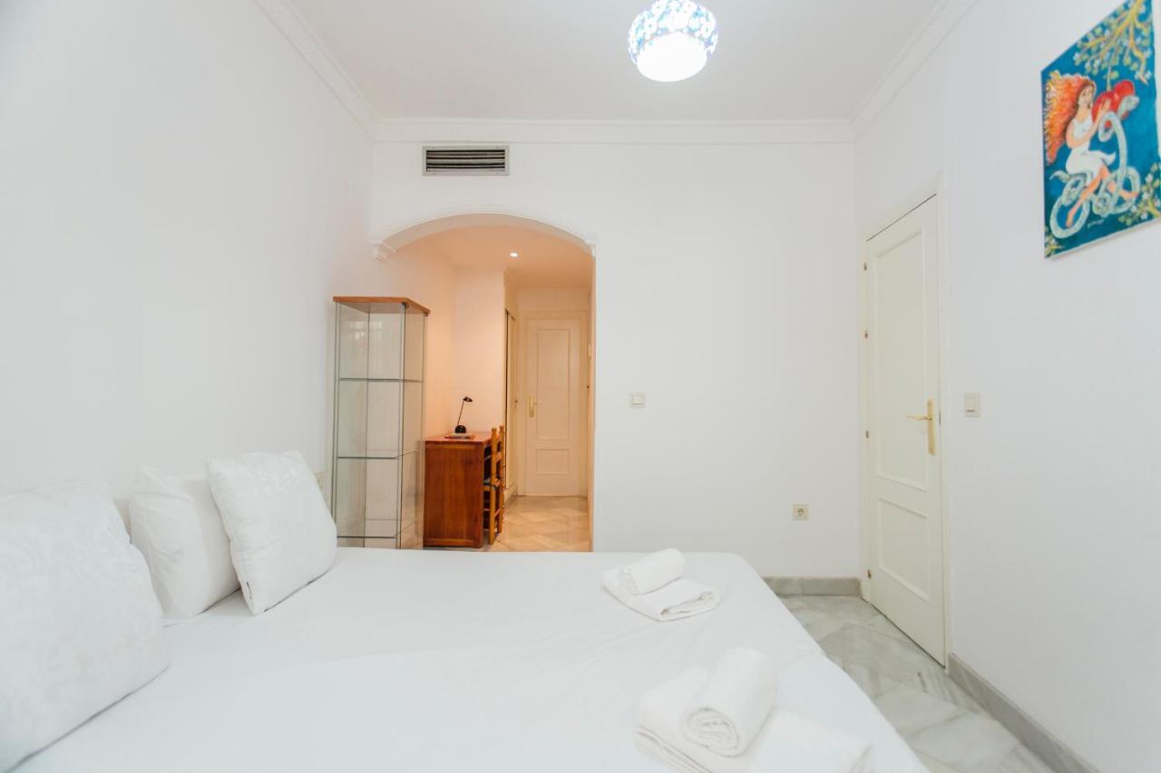 Cozy And Bright- 1Bd 1Bth - La Alfalfa Seville Luaran gambar