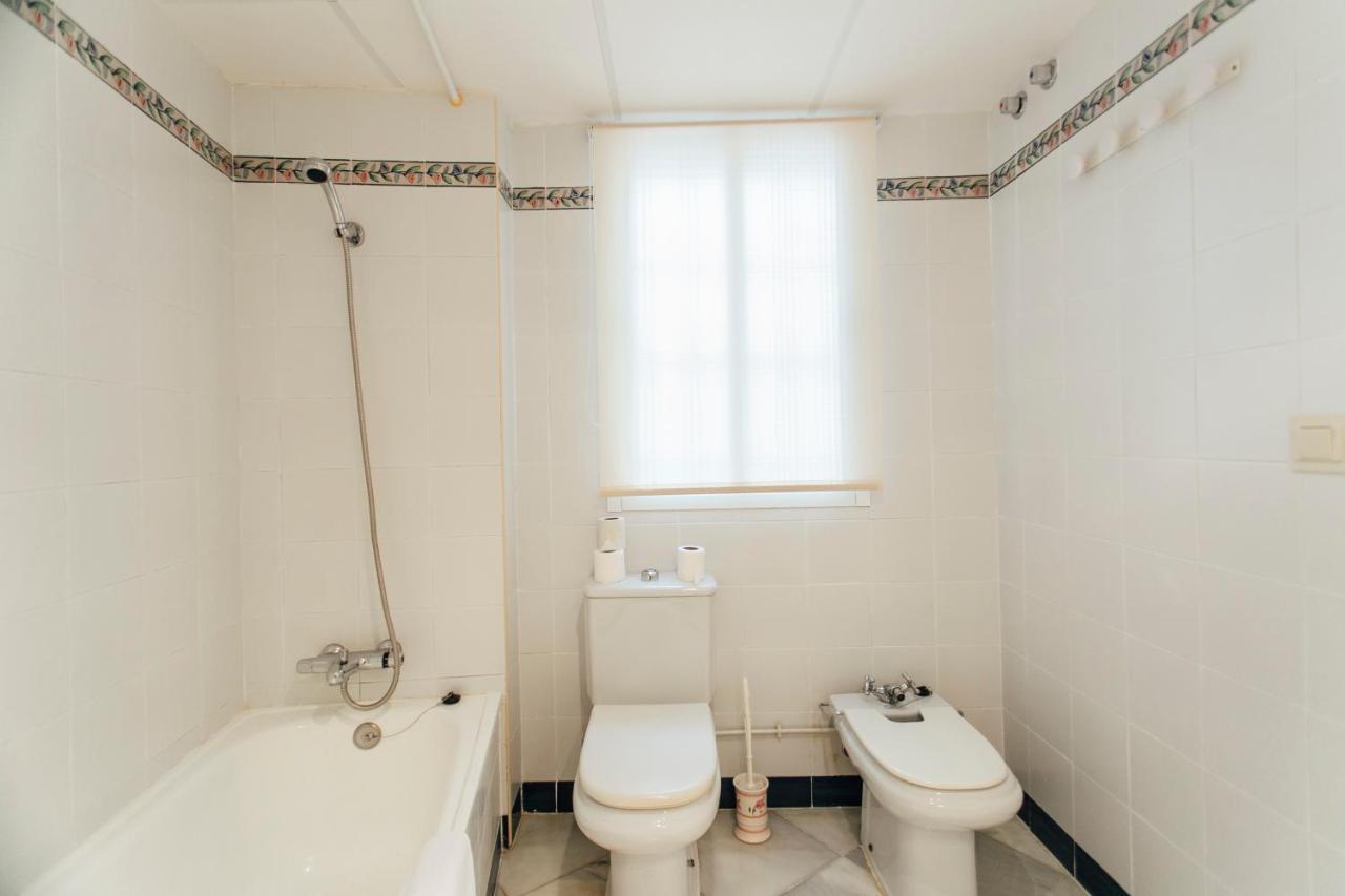 Cozy And Bright- 1Bd 1Bth - La Alfalfa Seville Luaran gambar